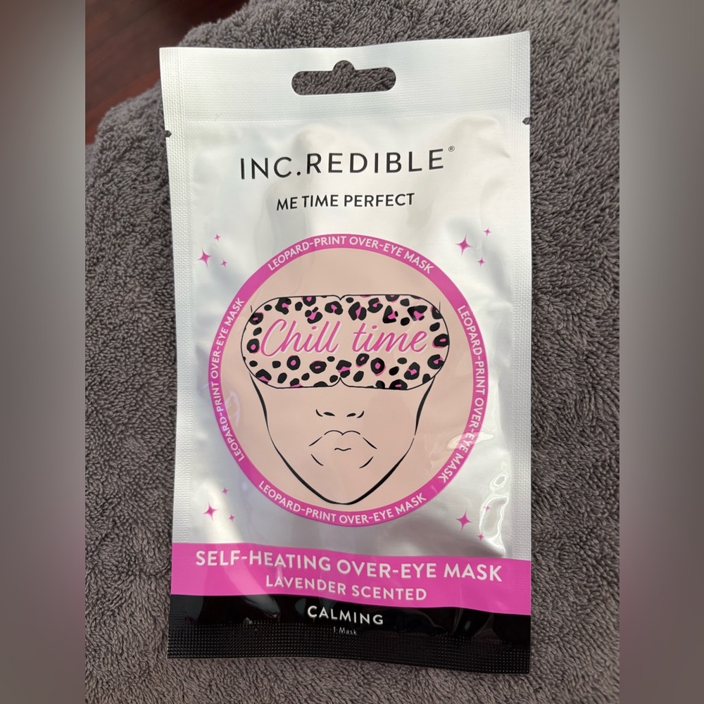 Self-Heating Over-Eye Mask - Pink